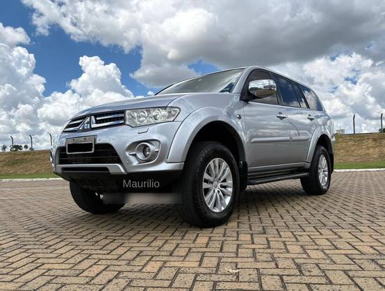 MITSUBISHI PAJERO DAKAR 3.2 HPE 4X4 7 LUGARES 16V TURBO INTERCOOLER DIESEL 4P AUTOMÁTICO